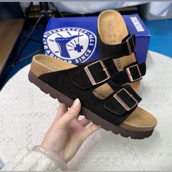 Birkenstock Black Suede Women's Sandals - Picture 1 of 1